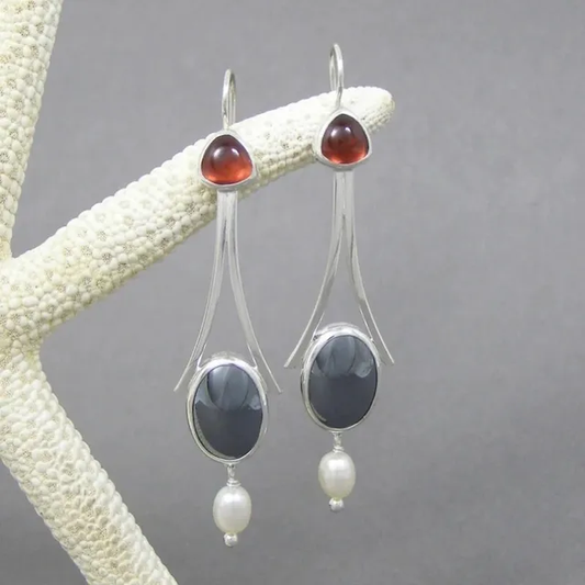 Pendientes vintage de perlas con cristales rojos