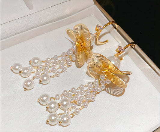 Pendientes de Concha con Flores Vintage