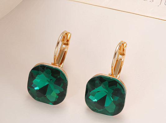 Pendientes de cristal en forma de cubo con piedra verde vintage