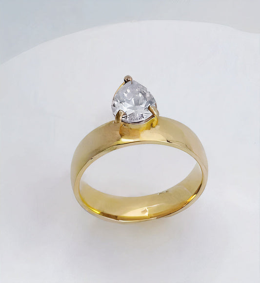 Anillo vintage de cristal rosa con acabado en oro