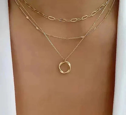 Collar de cadena y colgante en capas vintage de oro